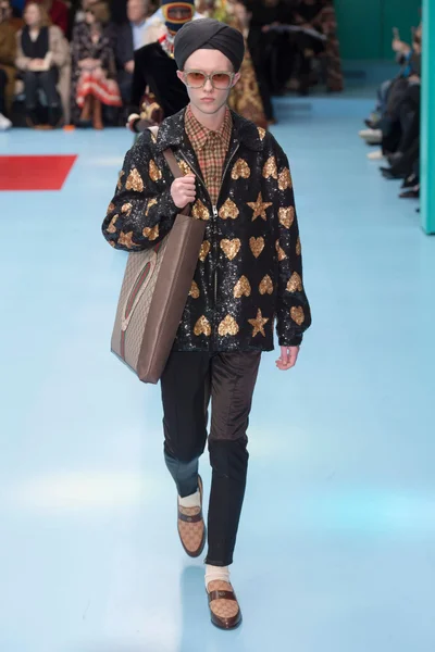 Look 51